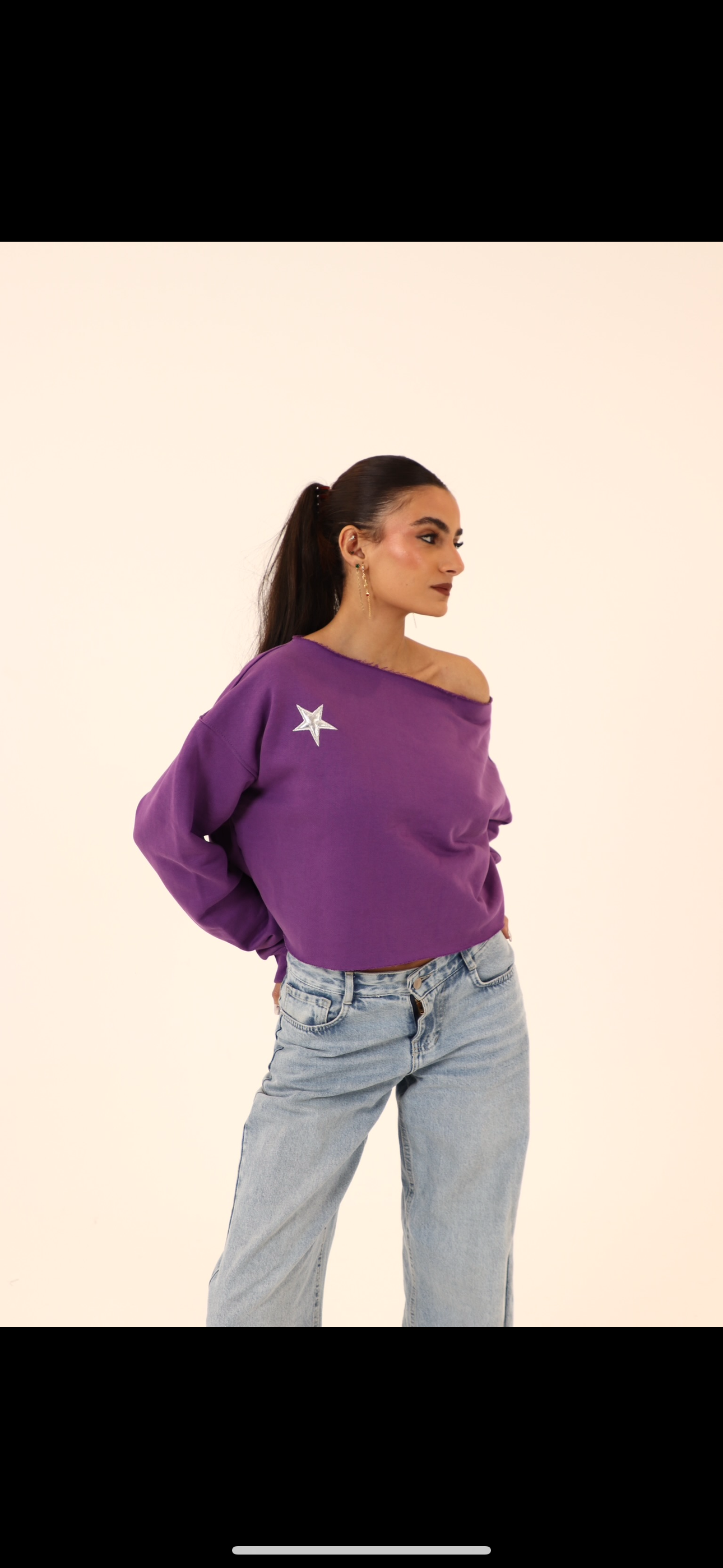 Off shoulder sweatshirt in purple