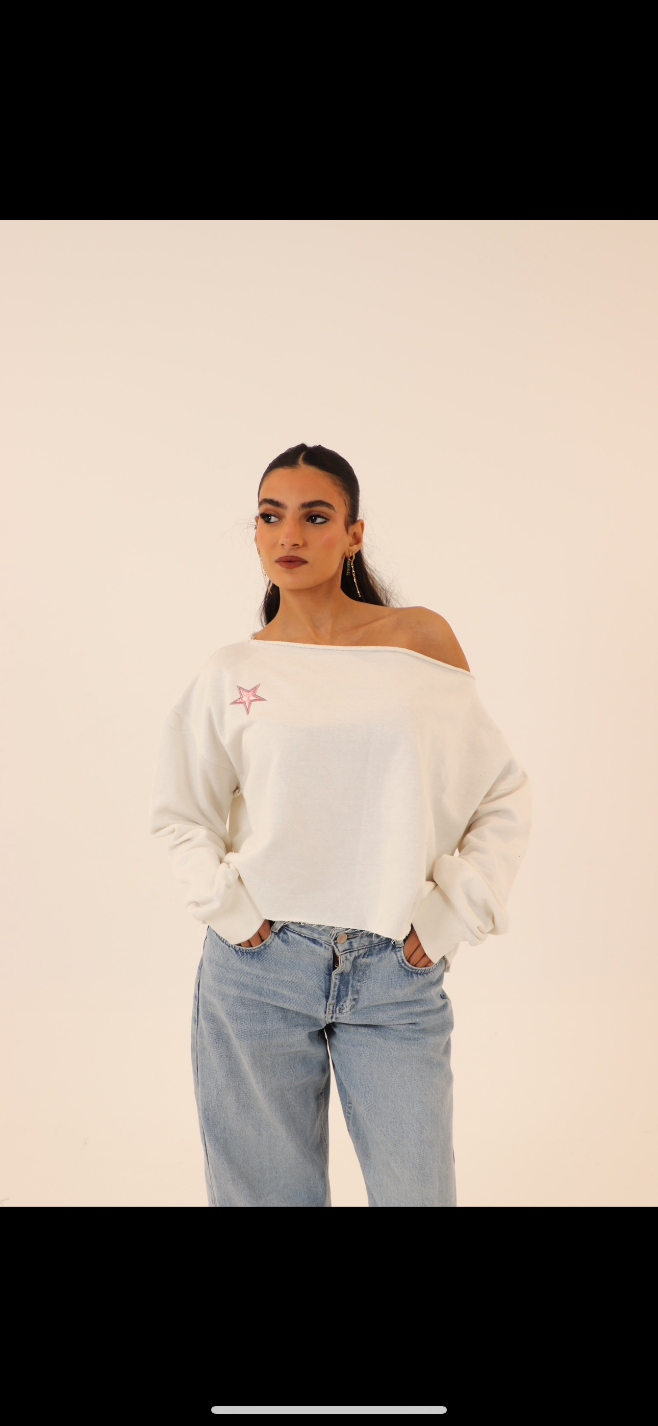 Off shoulder sweatshirt in white