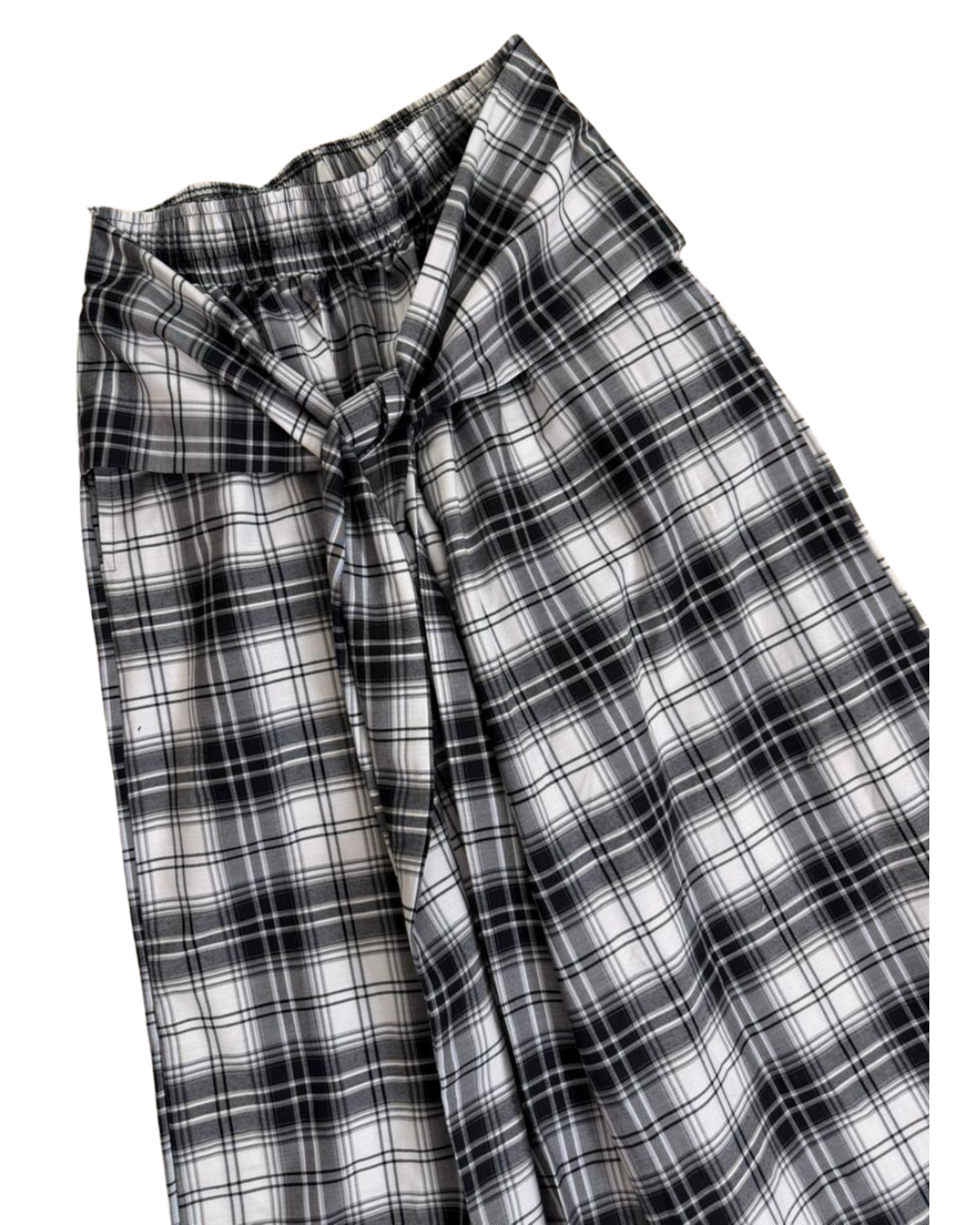 Plaid pants in black