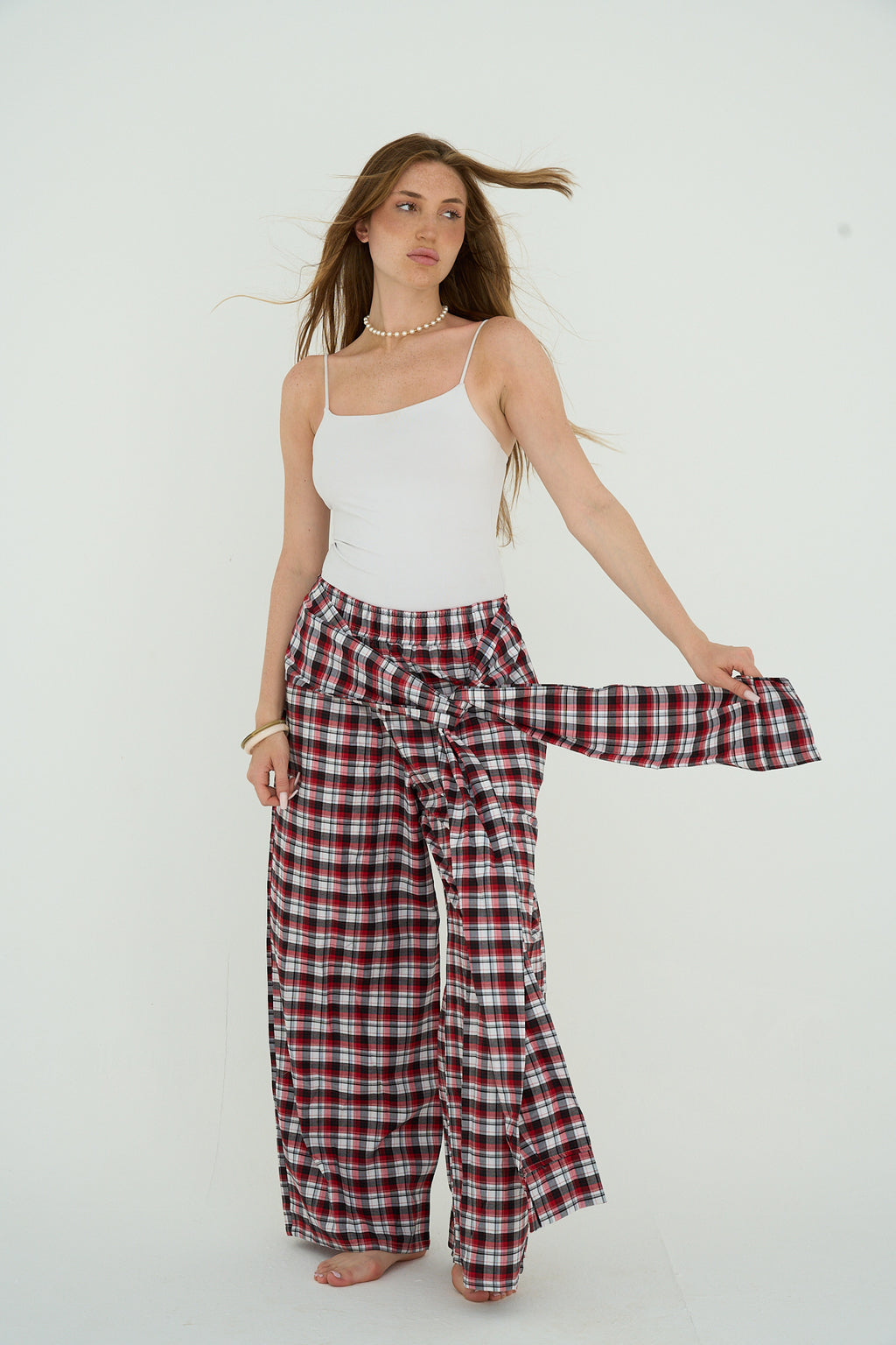 Plaid pants in red