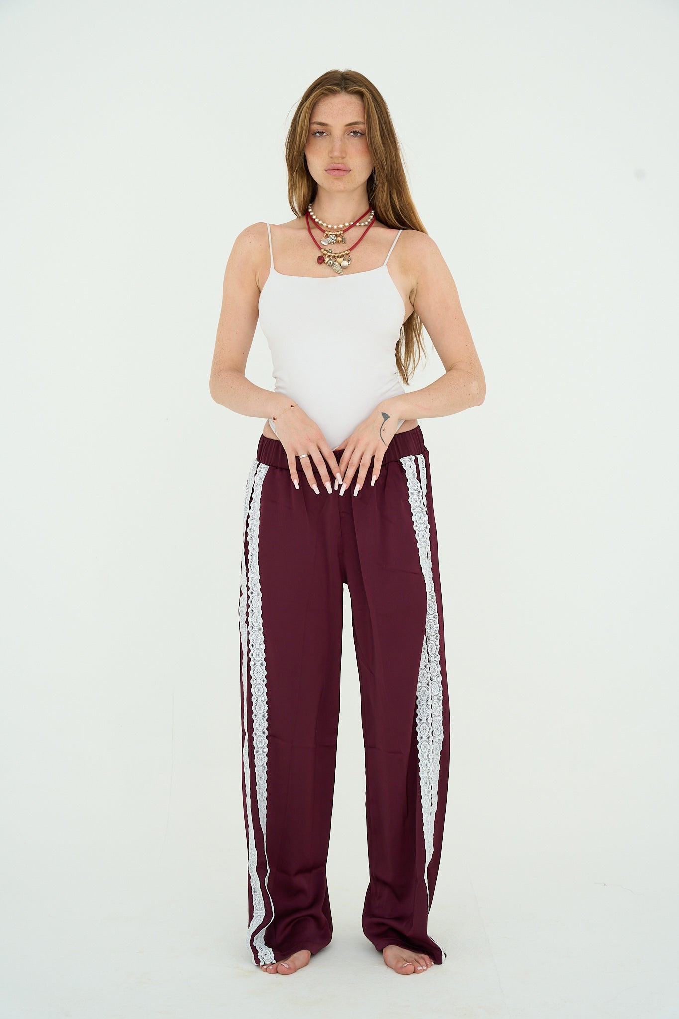 Satin Pants in burgundy