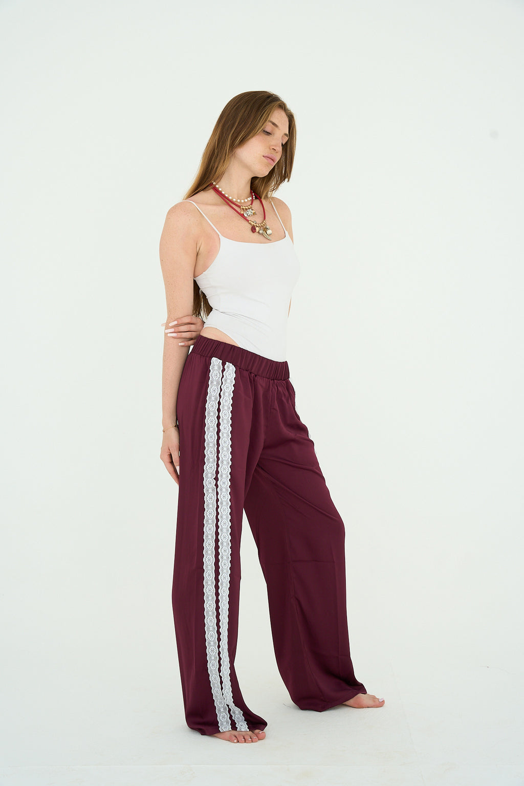 Satin Pants in burgundy
