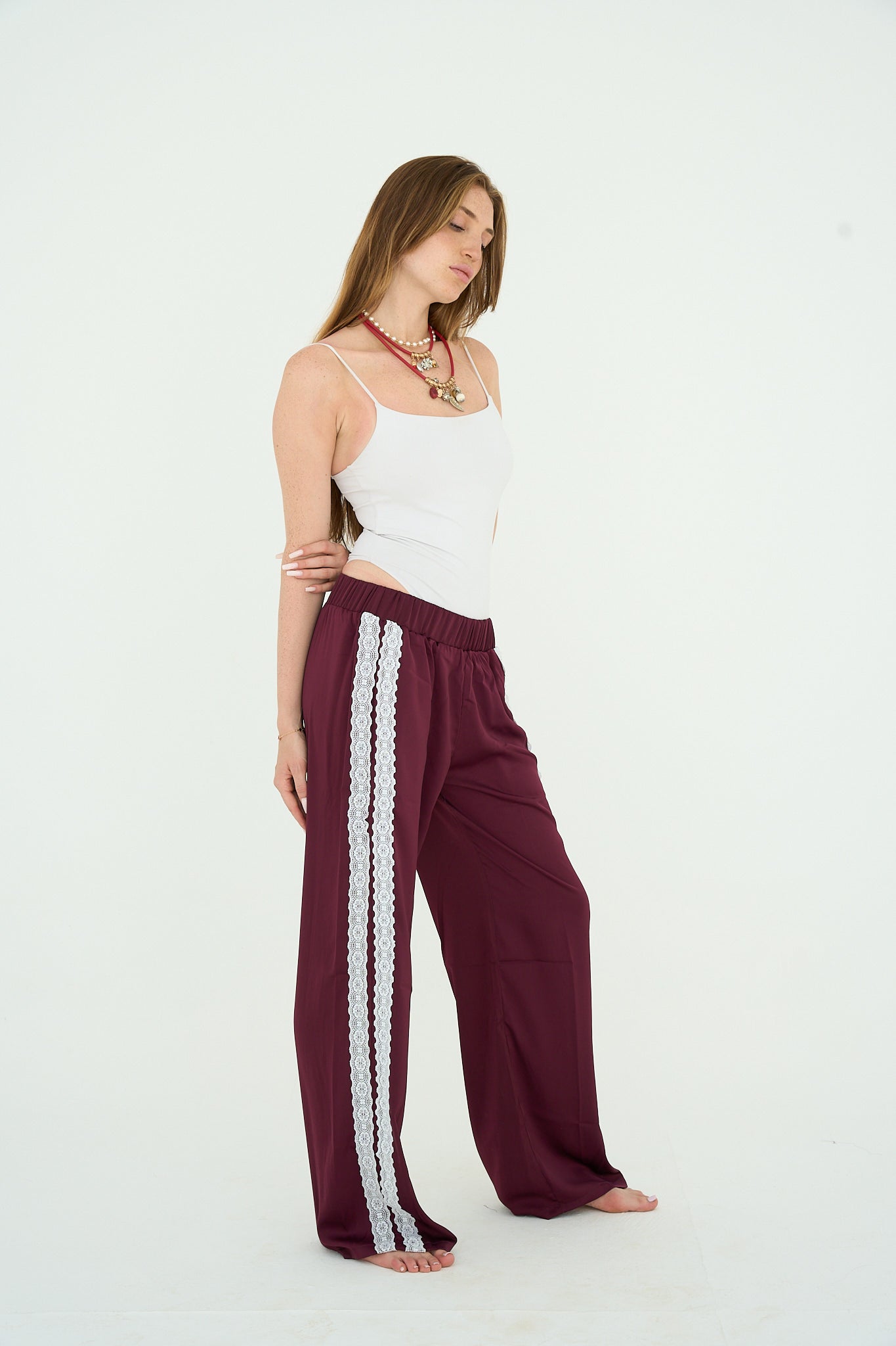 Satin Pants in burgundy
