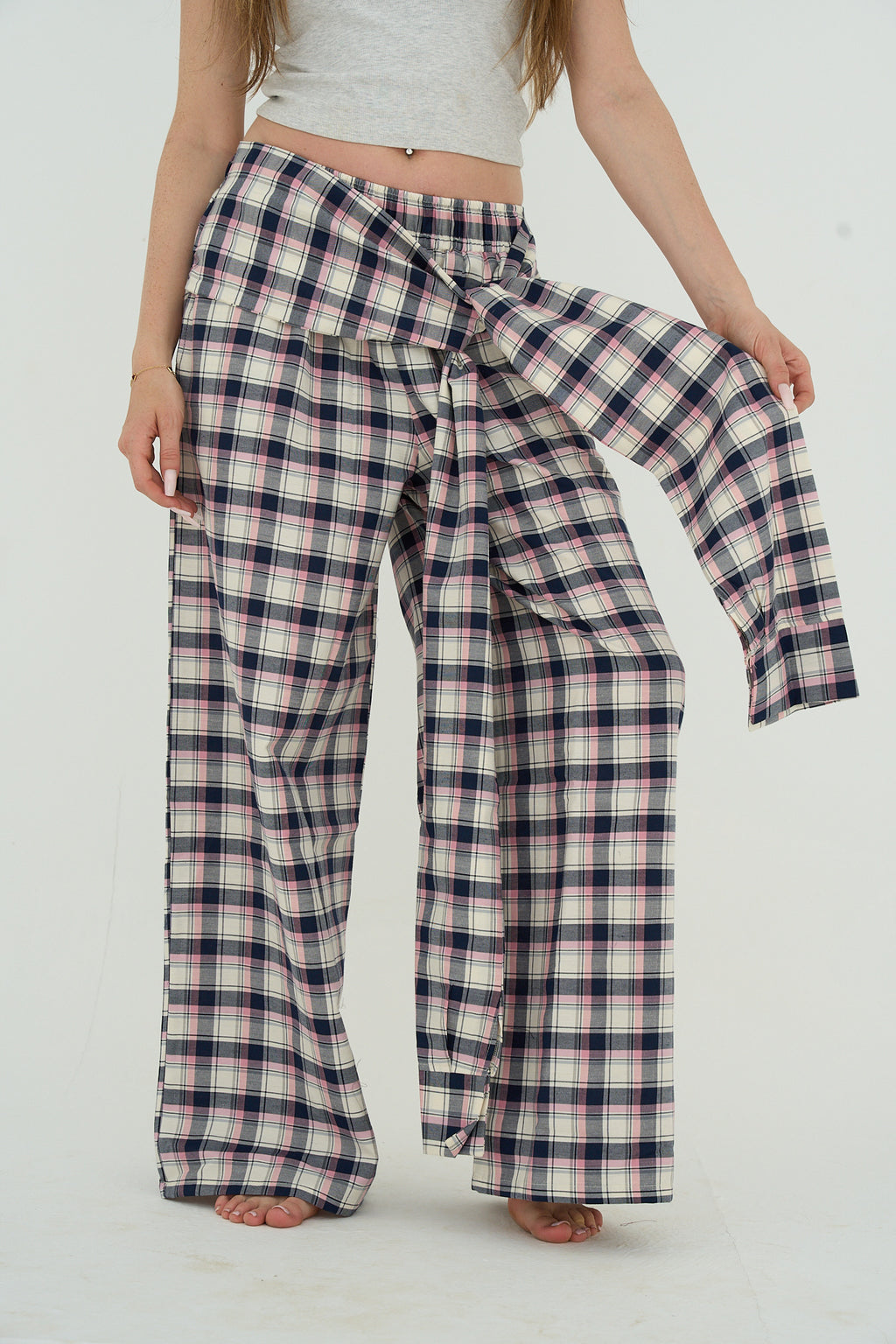 plaid pants in pink