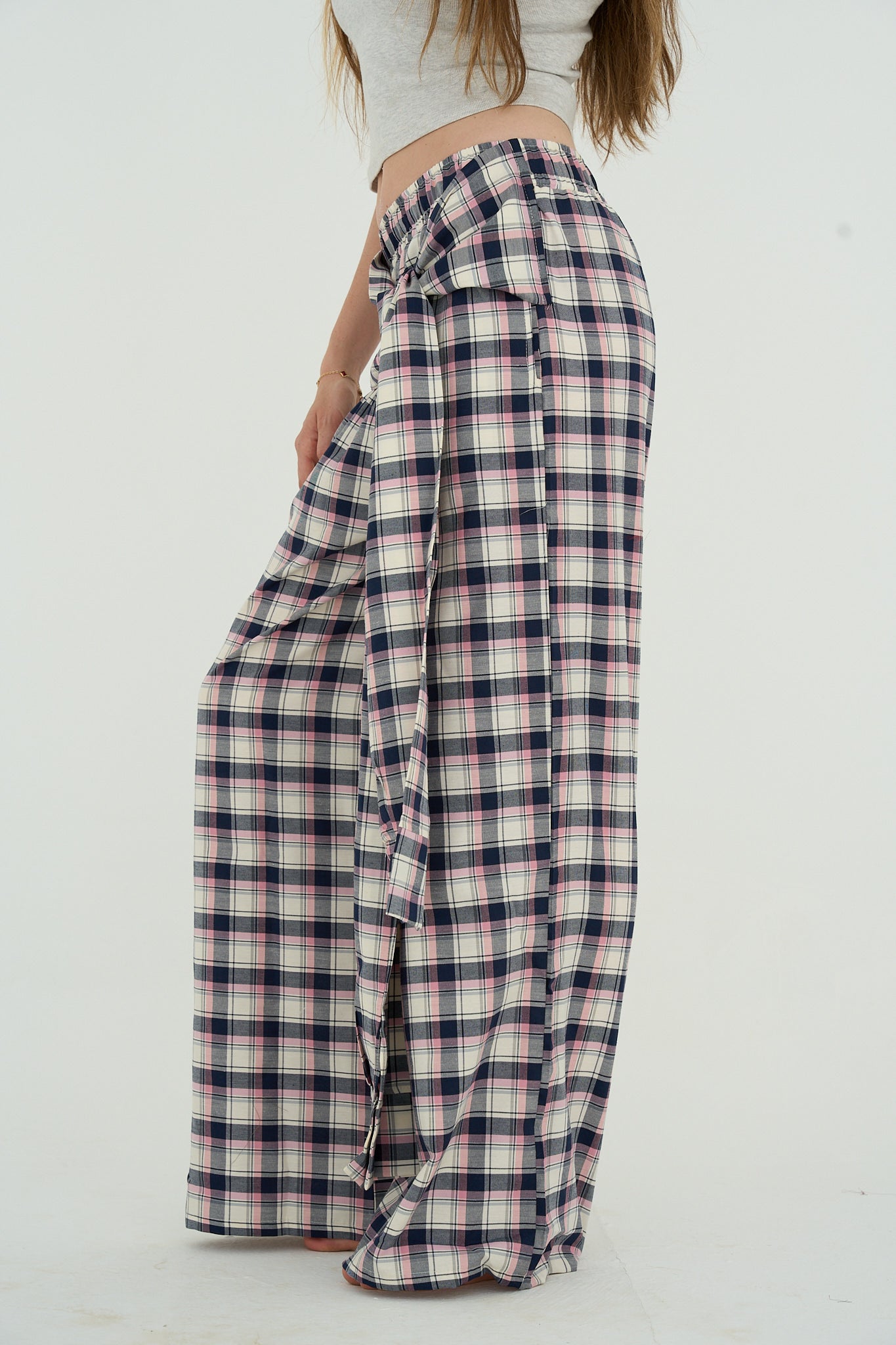 plaid pants in pink