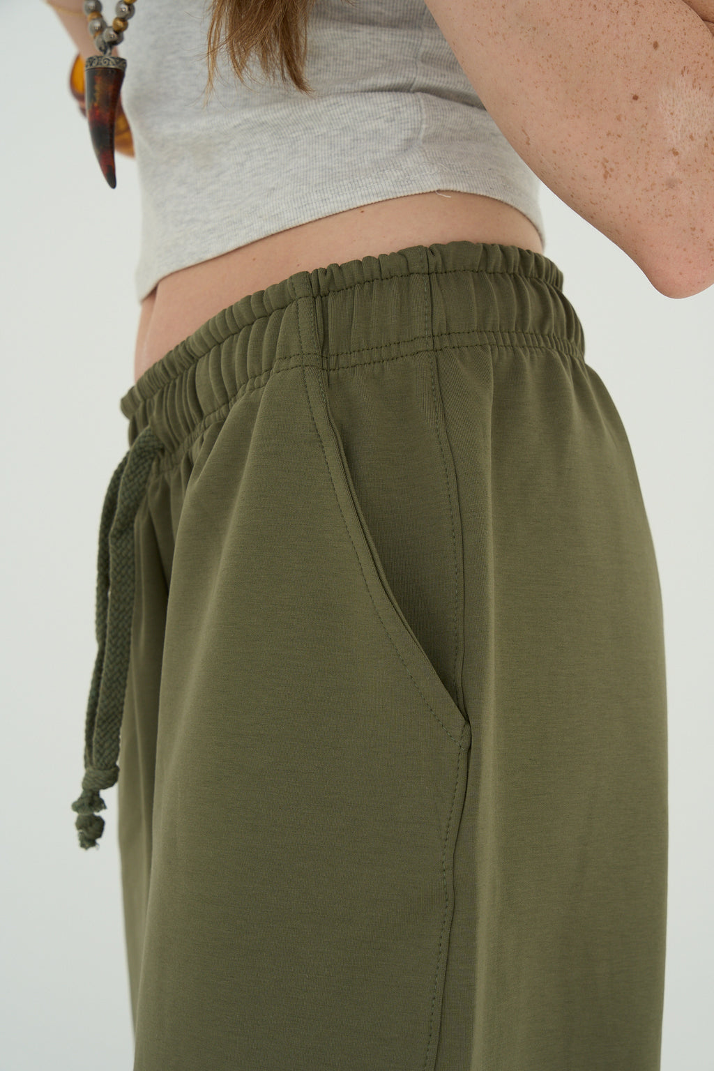 Green Balloon sweatpants