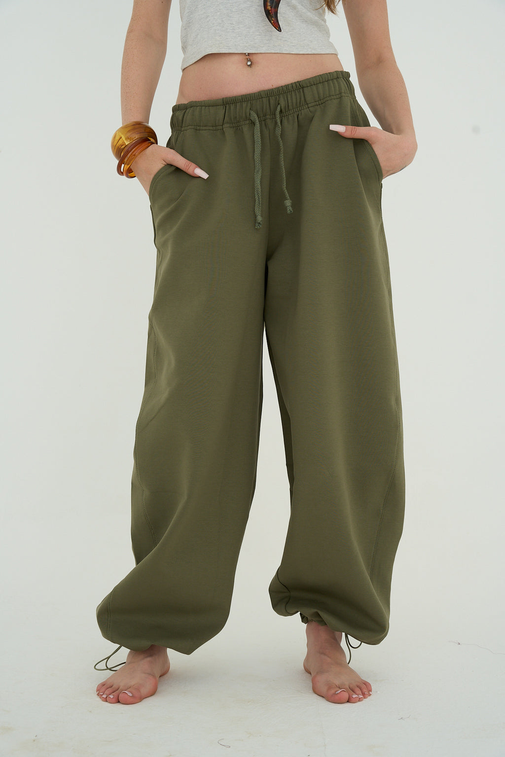 Green Balloon sweatpants