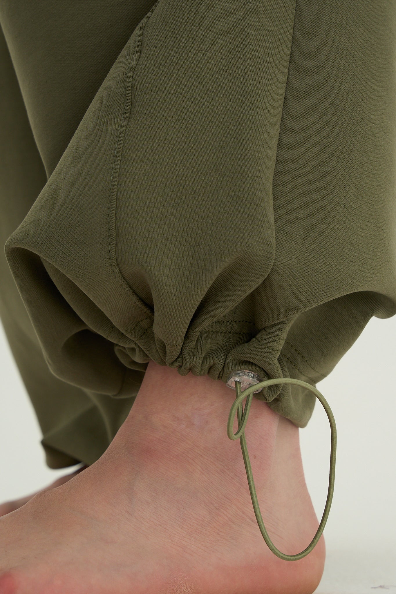 Green Balloon sweatpants