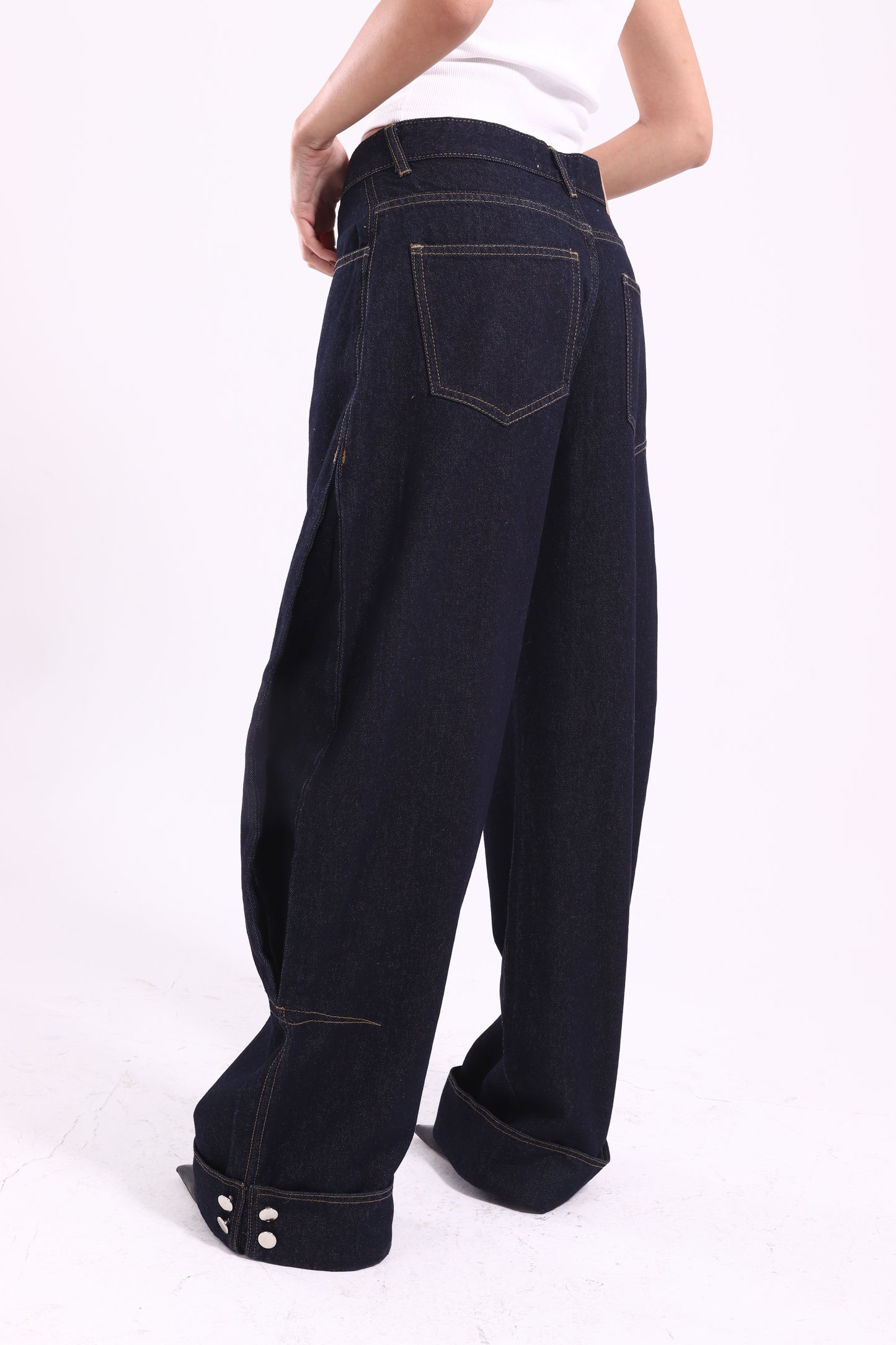 doll raw denim